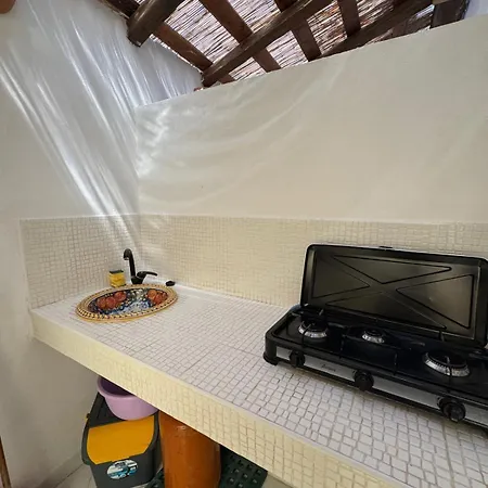 Bed & Breakfast Il Caimano B & B, Con Piscina Dall'11 Luglio Al 31 Agosto