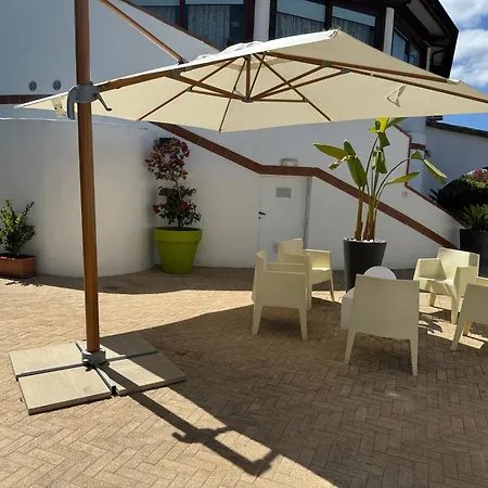Il Caimano B & B, Con Piscina Dal 13 Luglio Al 31 Agosto * Vulcano (Isola)