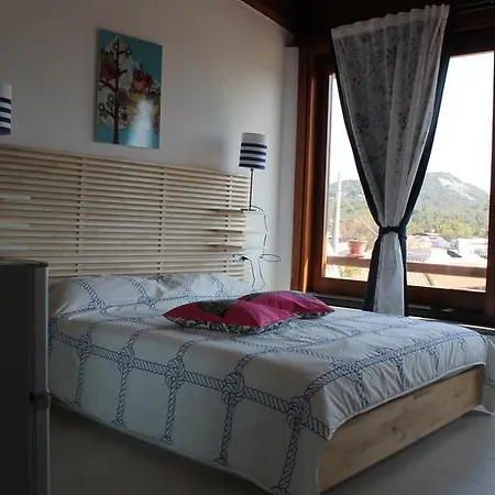 Il Caimano B & B, Con Piscina Dall'11 Luglio Al 31 Agosto * Вулкано