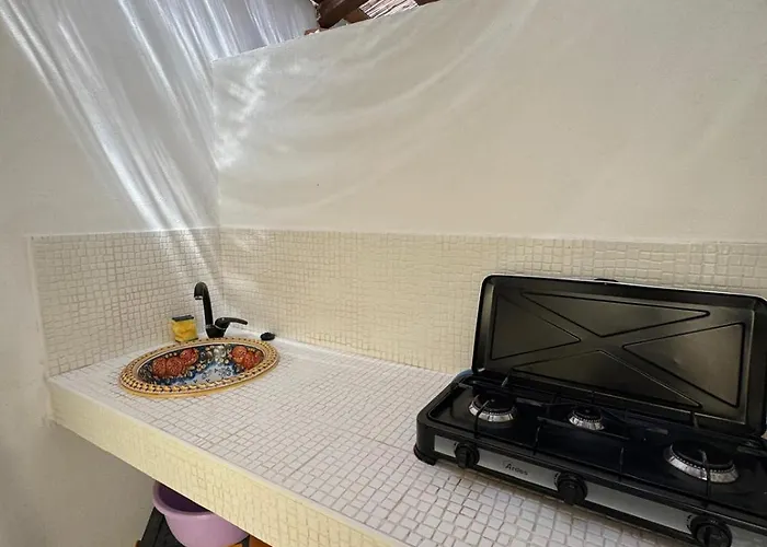 Bed & Breakfast Il Caimano B & B, Con Piscina Dall'11 Luglio Al 31 Agosto