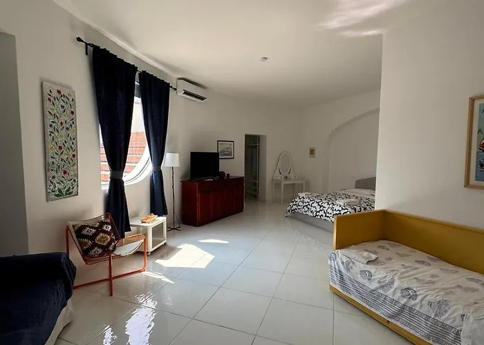 Il Caimano B & B, Con Piscina Dall'11 Luglio Al 31 Agosto Vulcano (Isola)