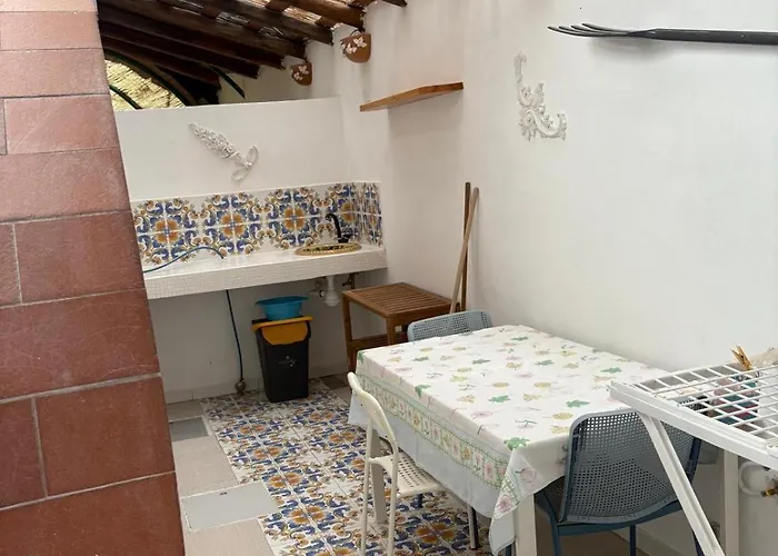 Bed & Breakfast Il Caimano B & B, Con Piscina Dall'11 Luglio Al 31 Agosto 4*